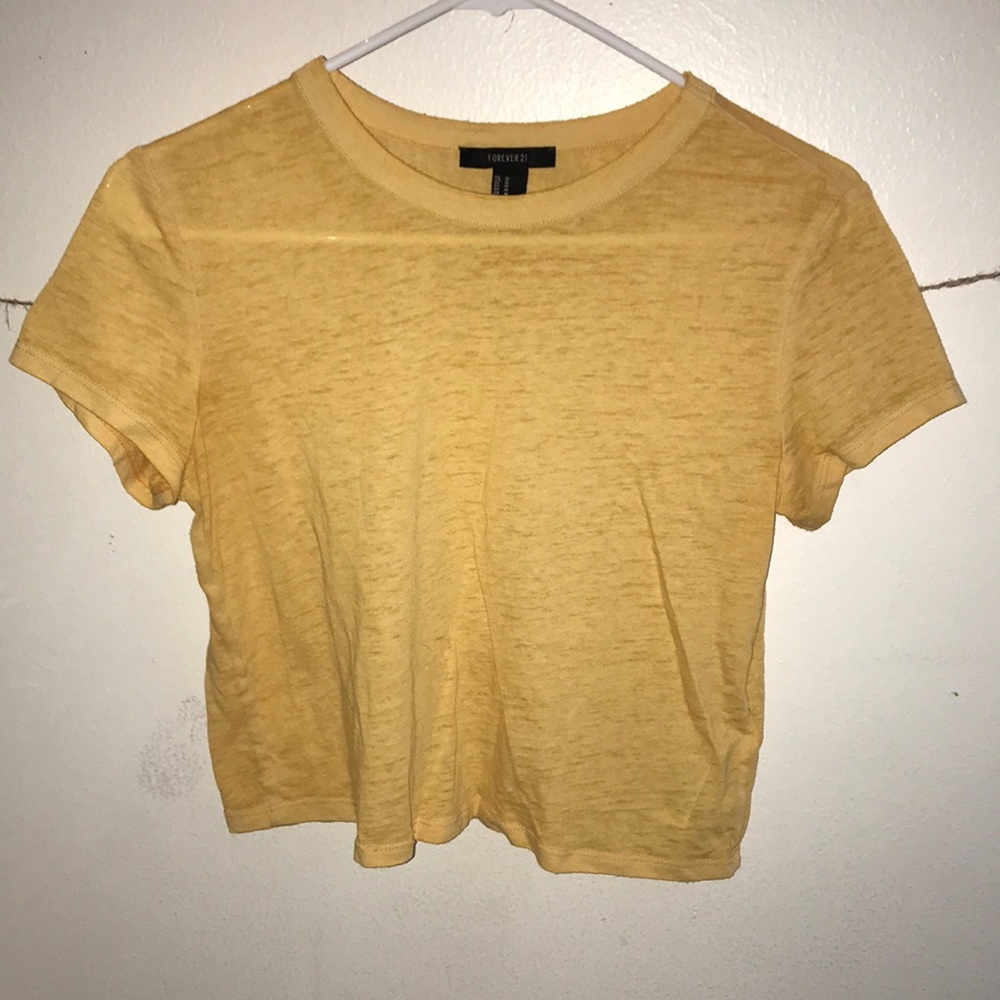 Cropped tee